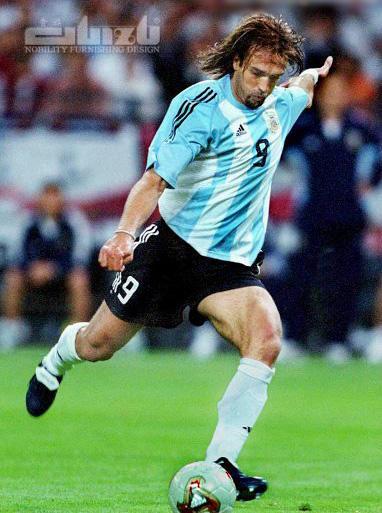 阿根廷国家队的新款主场球衣以其