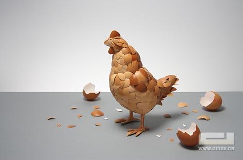 用蛋壳diy成的母鸡
